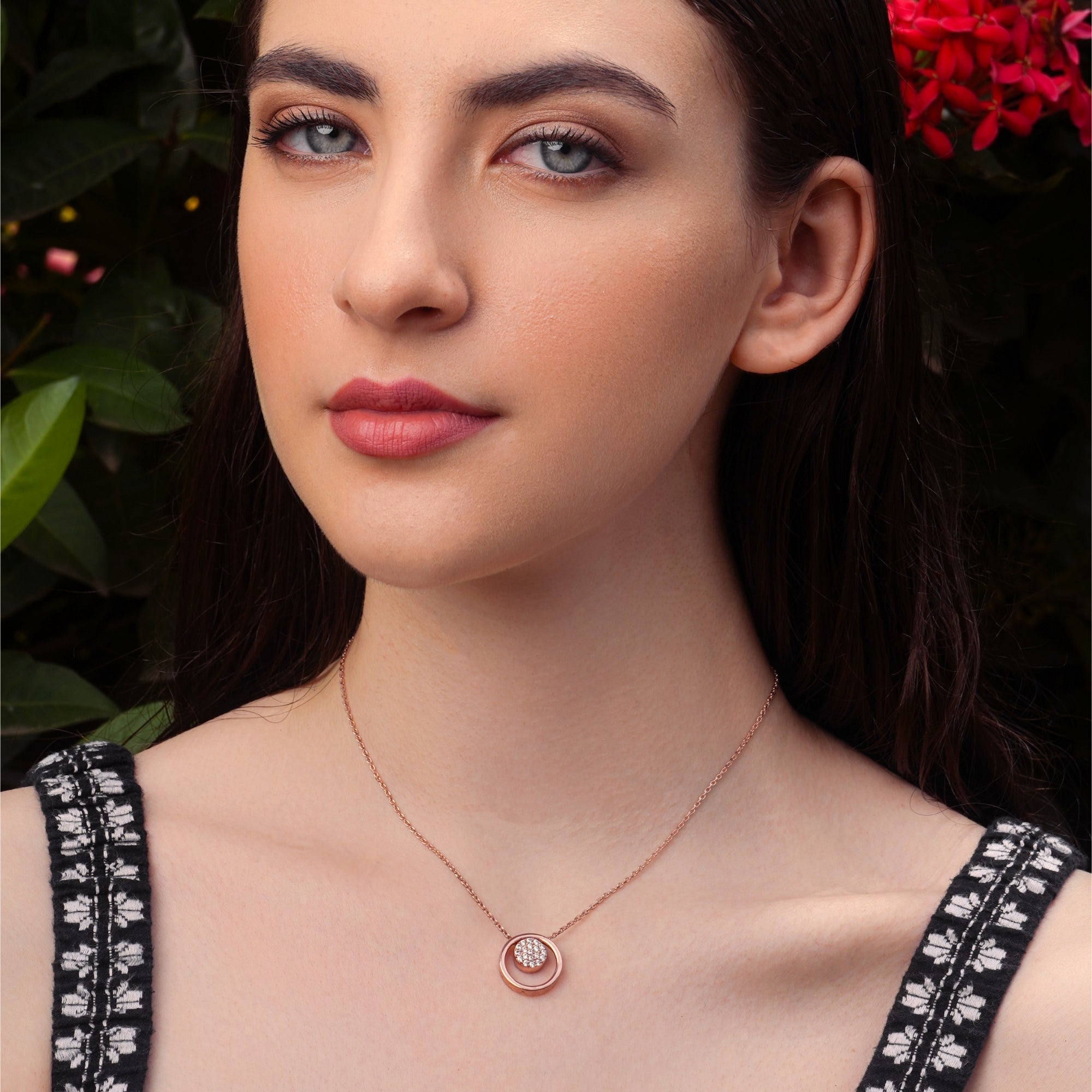 Circle in Circle Necklace|925 Sterling Silver|Swiss Zircon