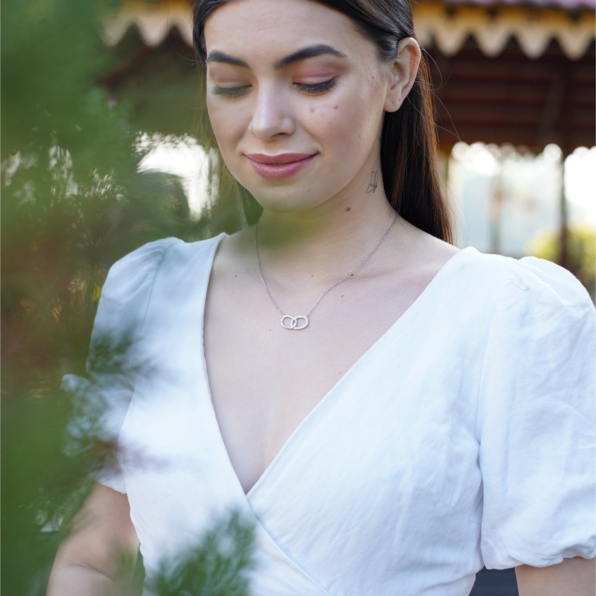 Connected Diamond Round Necklace 925 Silver