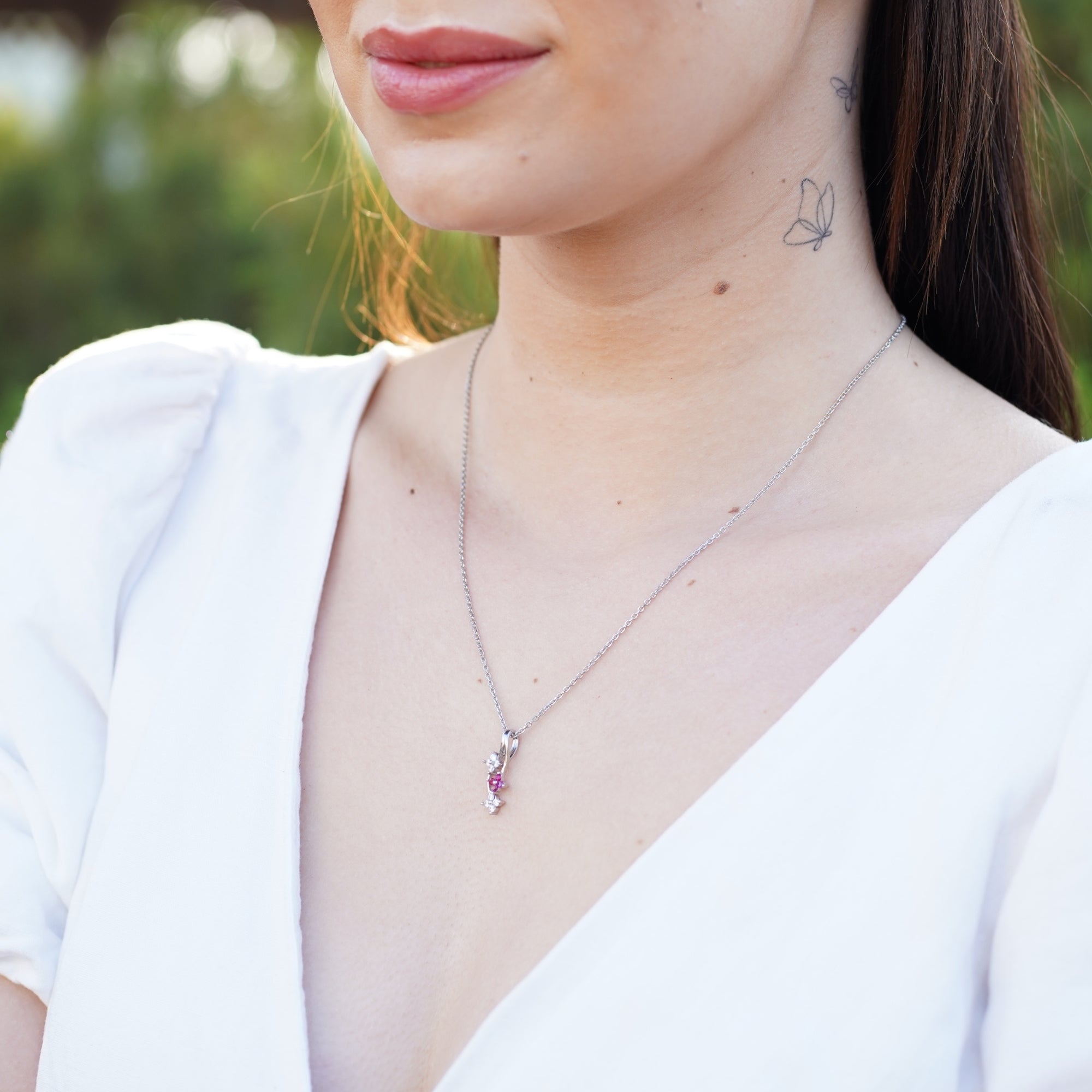 Beautiful Silver Leaf Flower Red Diamond Pendant