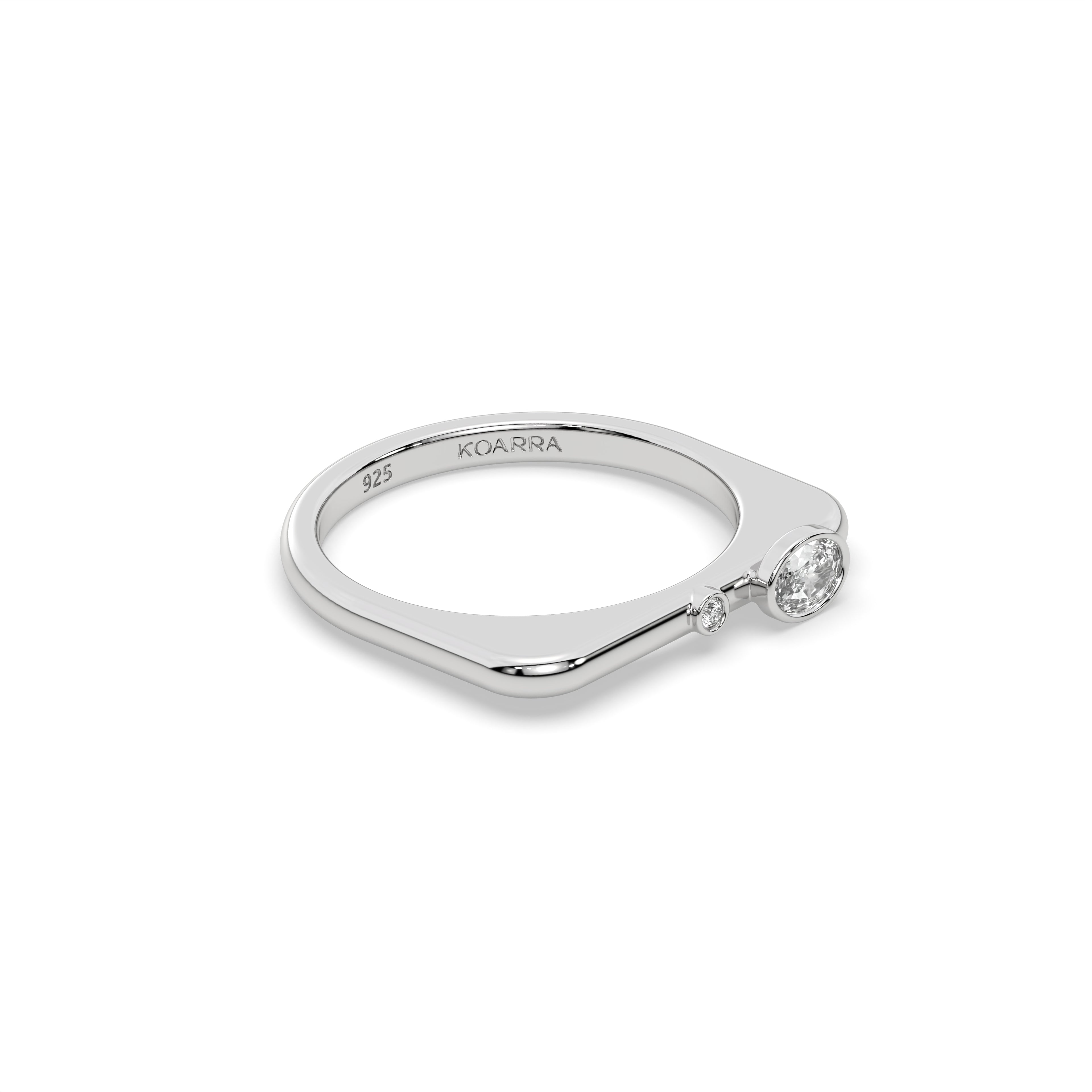 Oria Oval Ring