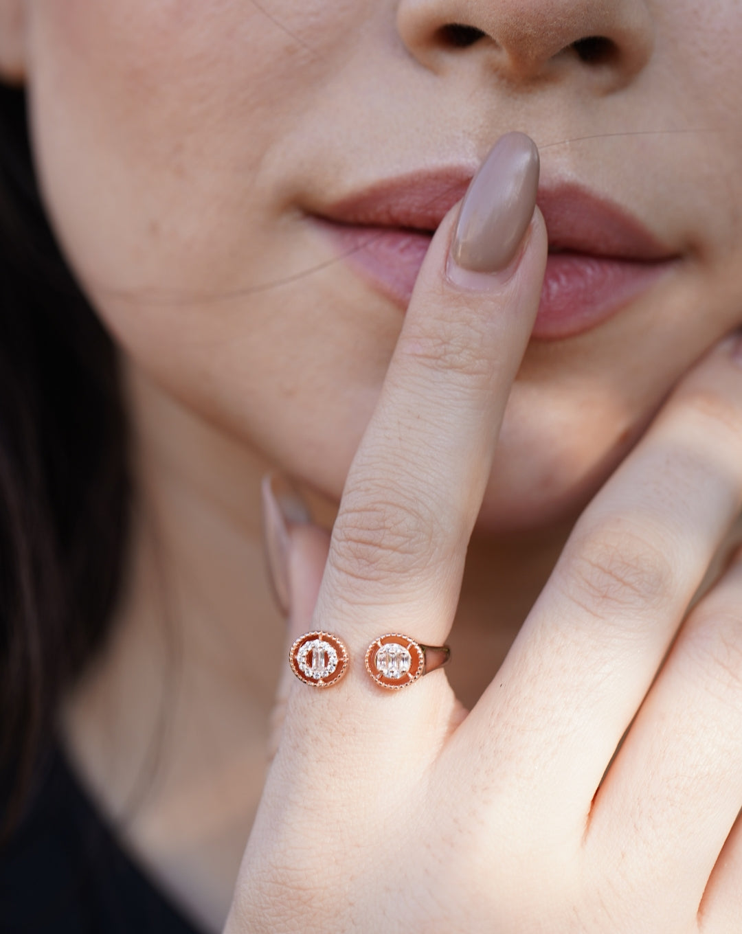 Silver Unique Round Joint Diamond Ring