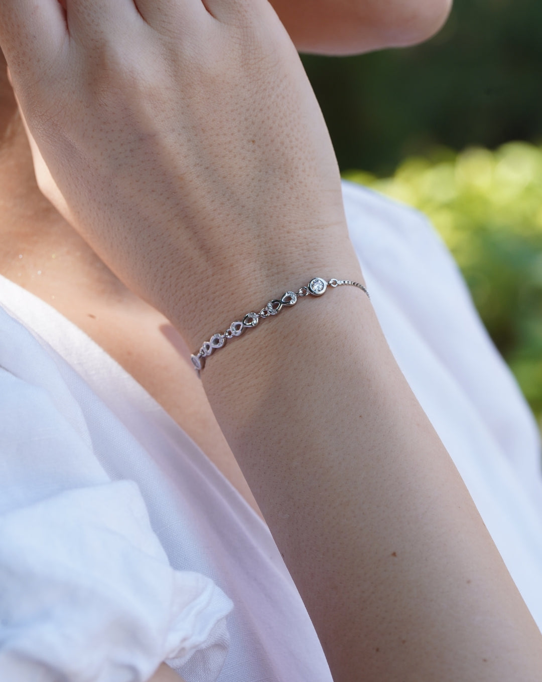 Silver Round Infinity Bracelet